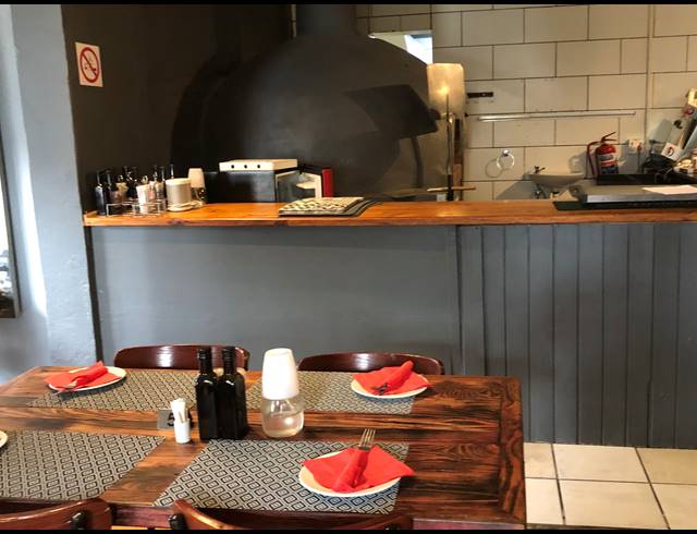 322M² RESTAURANT FOR SALE IN STRAND CENTRAL